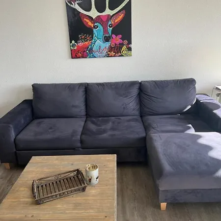 Annis Panoramablick Pool Sauna Tennis Lägenhet