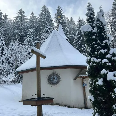 Annis Panoramablick Pool Sauna Tennis Lägenhet