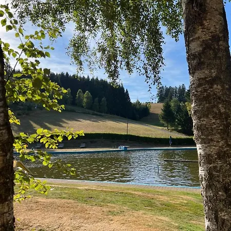 Annis Panoramablick Pool Sauna Tennis Lägenhet